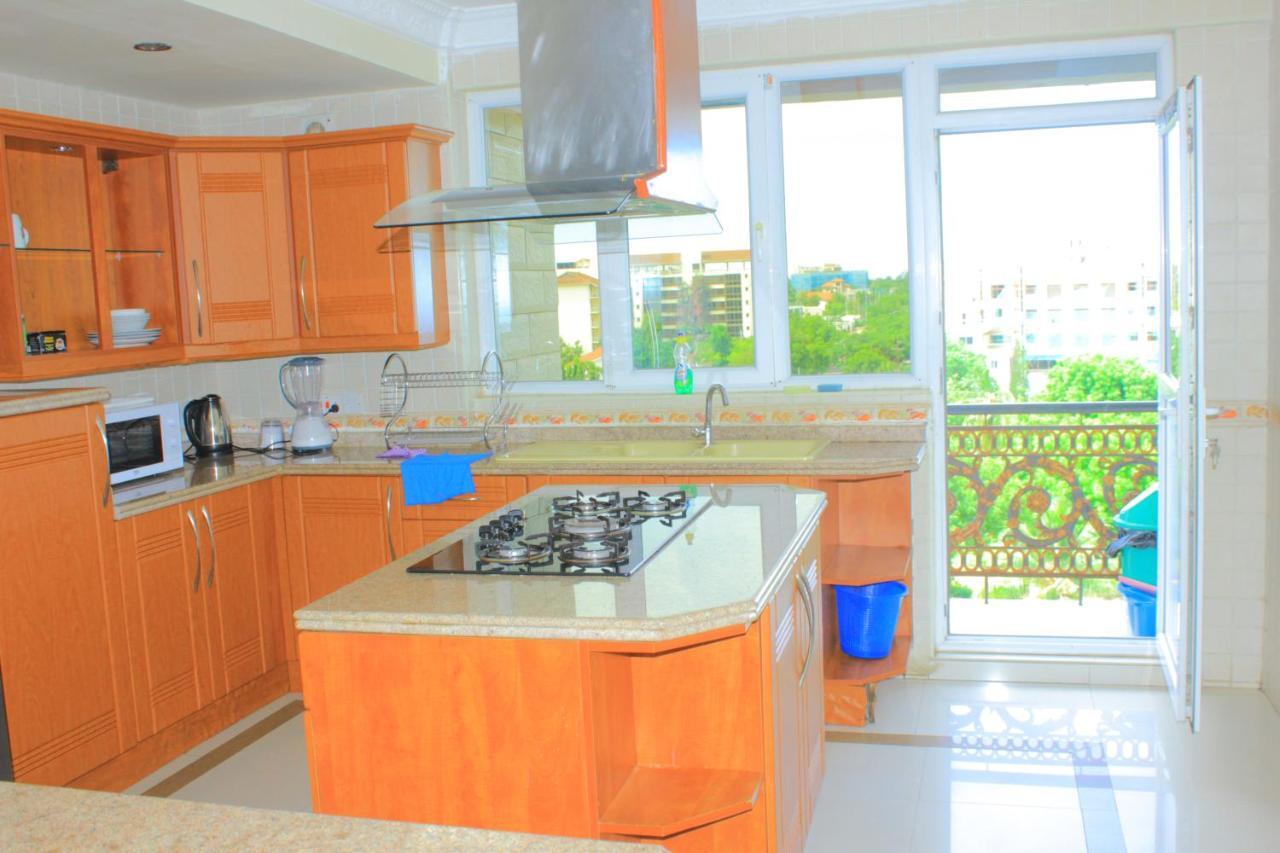 Spacious Apartment Near The Beach In Masaki Dar es Salaam Exteriör bild